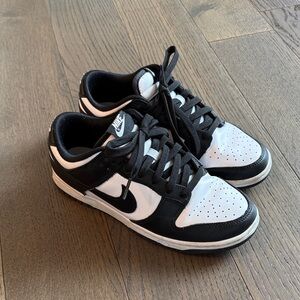 Nike Panda Sneakers (Mens 7/ fits like Women 8)